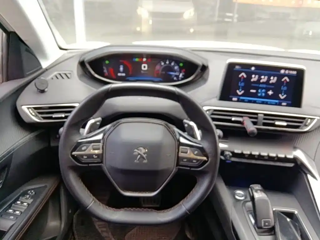Peugeot 5008 — миниатюра 11