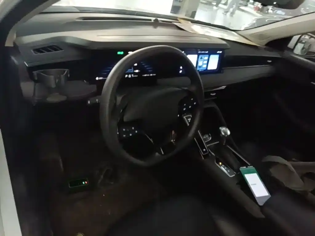 Roewe i5 — миниатюра 10