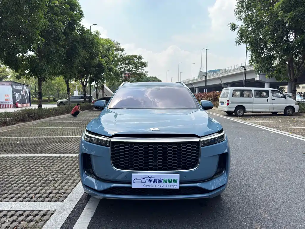 Li Auto Li ONE — миниатюра 2