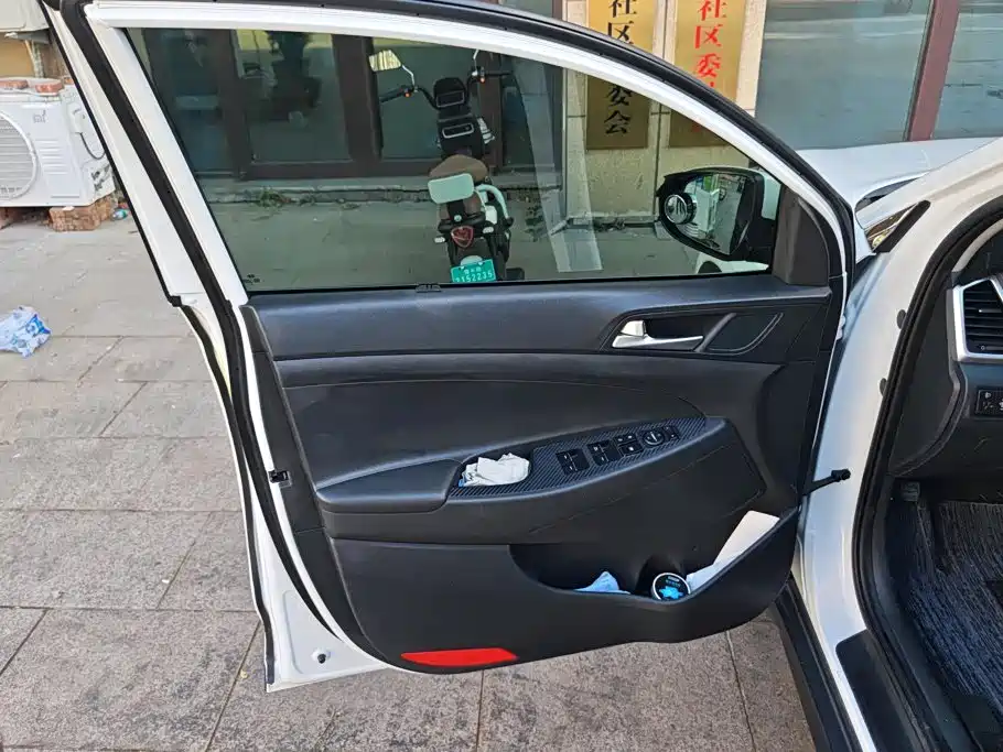 Hyundai Tucson — миниатюра 7