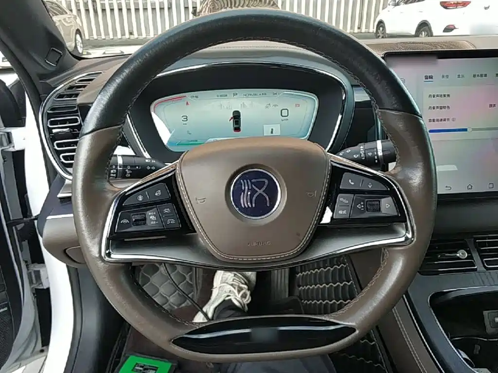 BYD Han — миниатюра 11