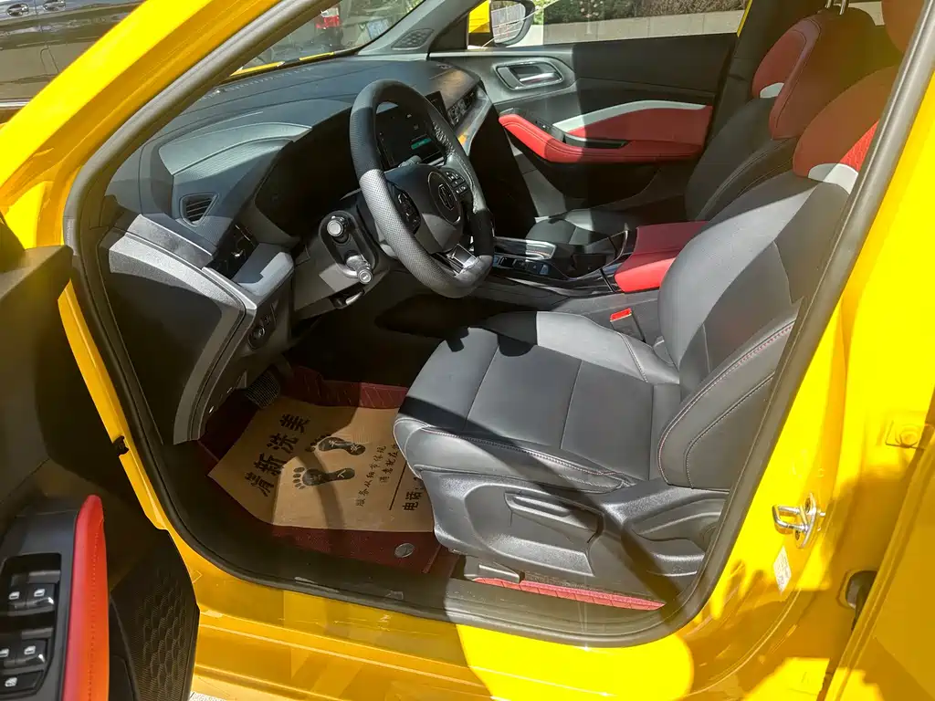 MG MG5 — миниатюра 4