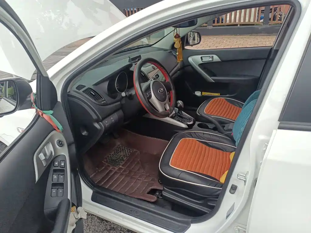 Kia Forte — миниатюра 8
