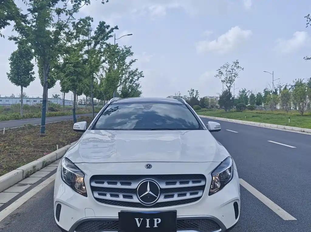 Mercedes-Benz GLA 2017 GLA 200