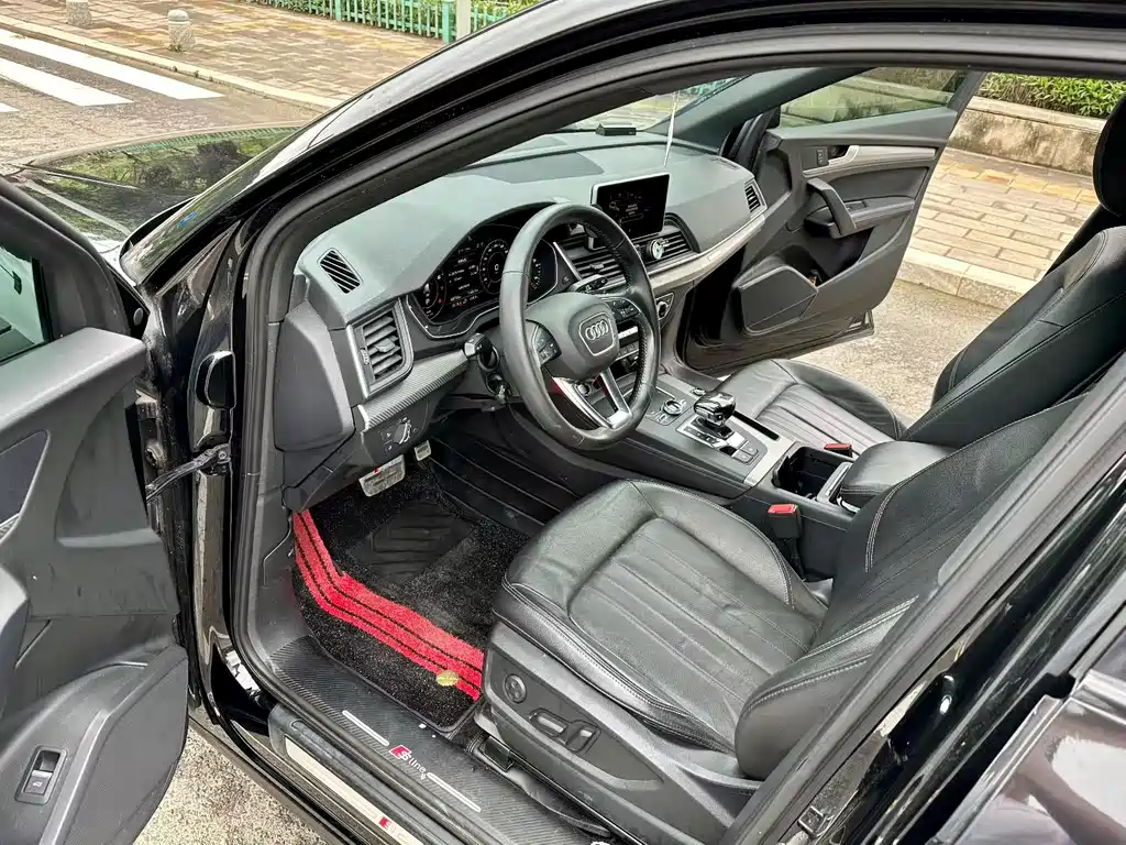 Audi Q5L 2020 45 TFSI Premium Fashion