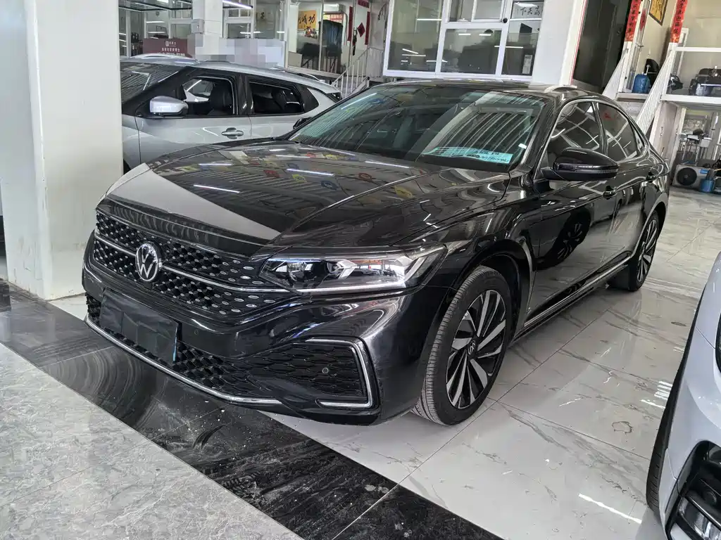 Volkswagen Passat 2022