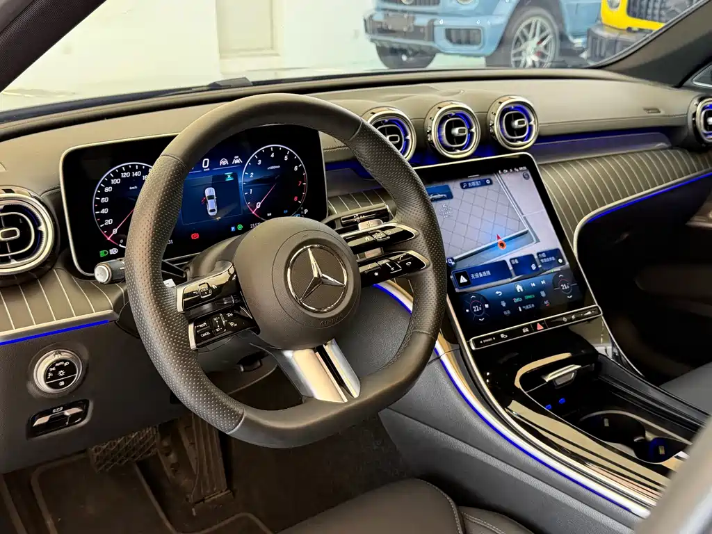 Mercedes-Benz C-Class — миниатюра 18