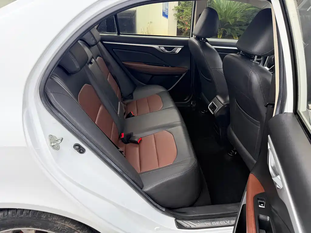 Geely Vision — миниатюра 8