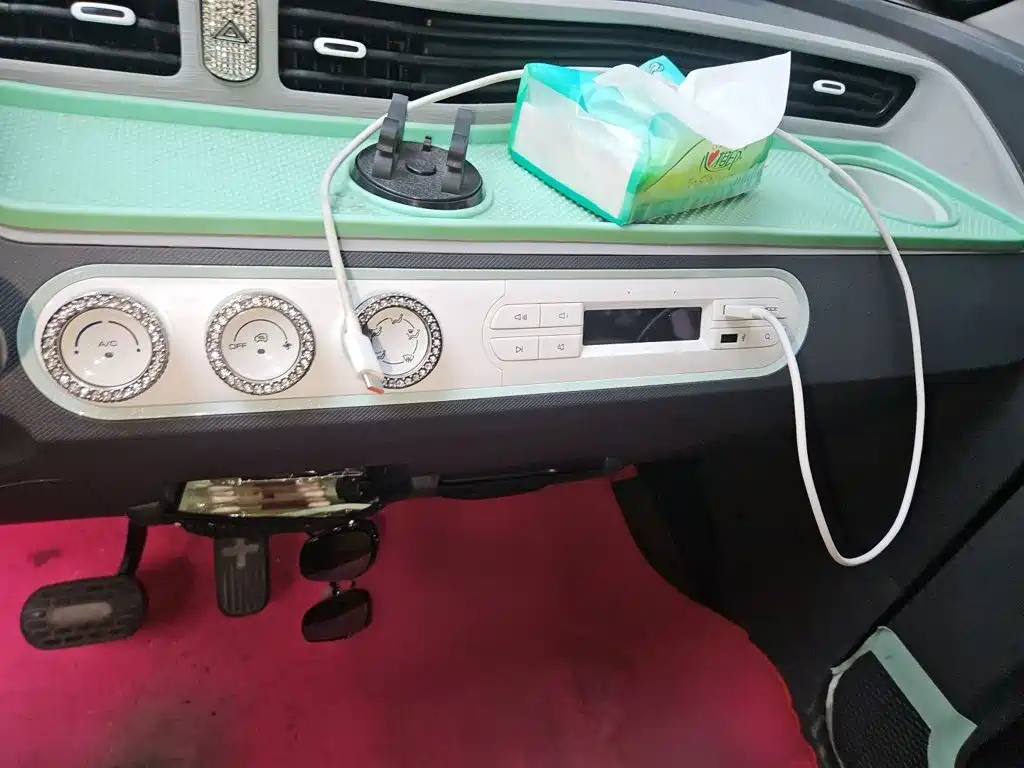 Wuling MINIEV — миниатюра 19