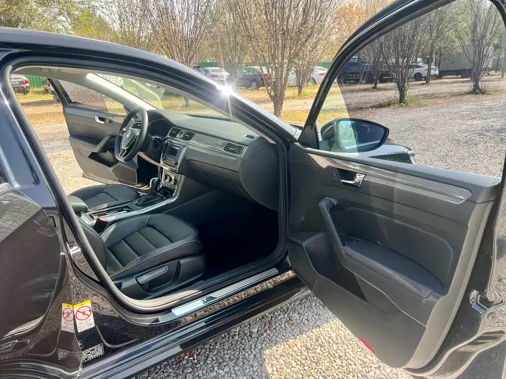 Volkswagen Passat — миниатюра 16