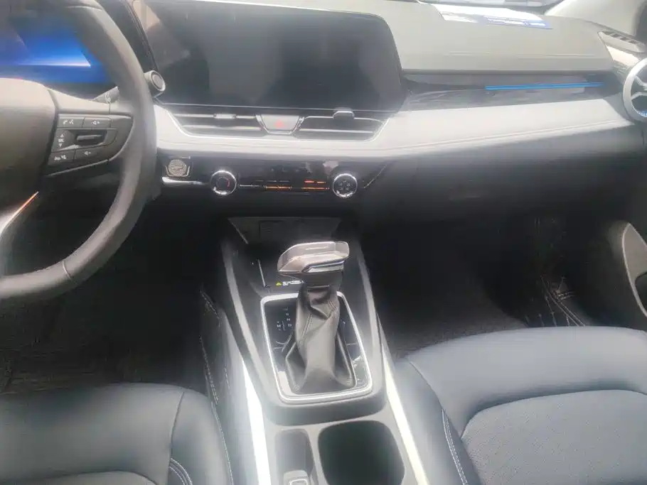 Chevrolet Monza — миниатюра 13