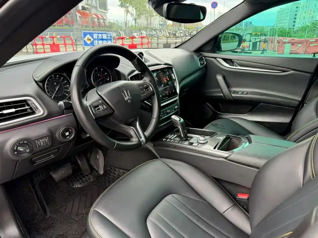 Maserati Ghibli — миниатюра 5