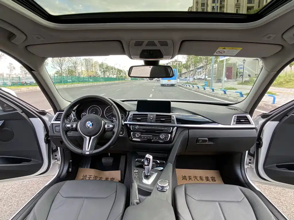 BMW 3 Series — миниатюра 12