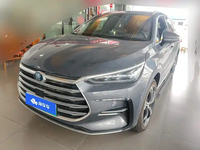 2022 BYD Tang