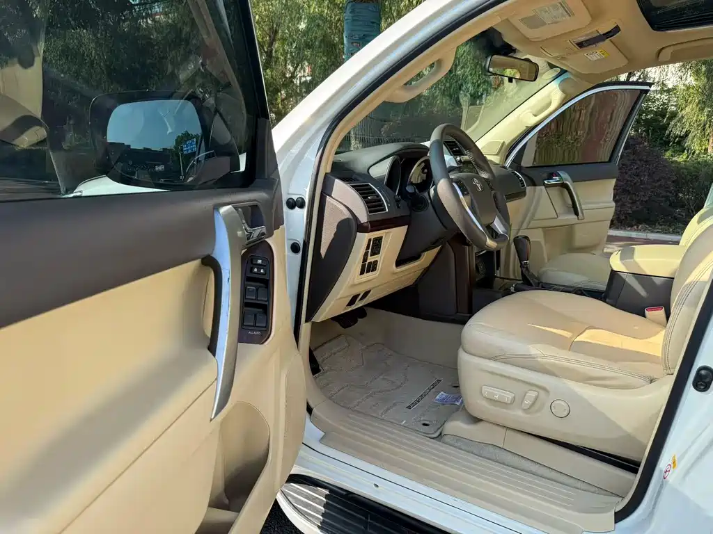 Toyota Land Cruiser Prado 2018 3.5L AT TX-L