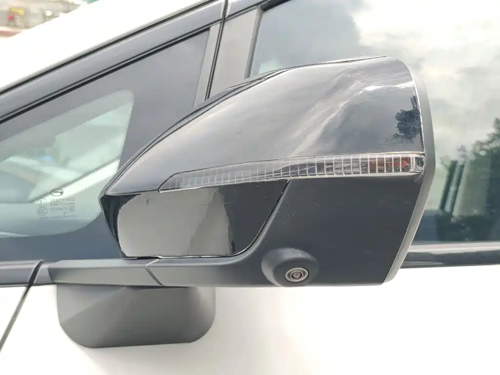 GAC Motor 传祺E8 PHEV — миниатюра 7