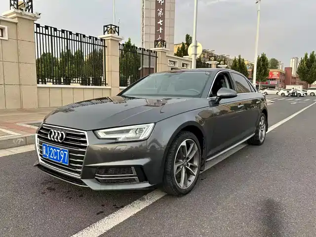 AUDI  A4L