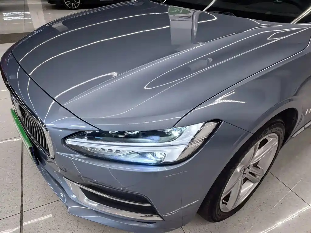 Volvo S90 — миниатюра 16