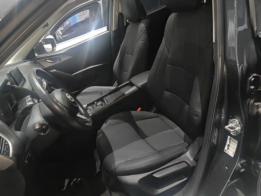 Mazda 3 Axela — миниатюра 11