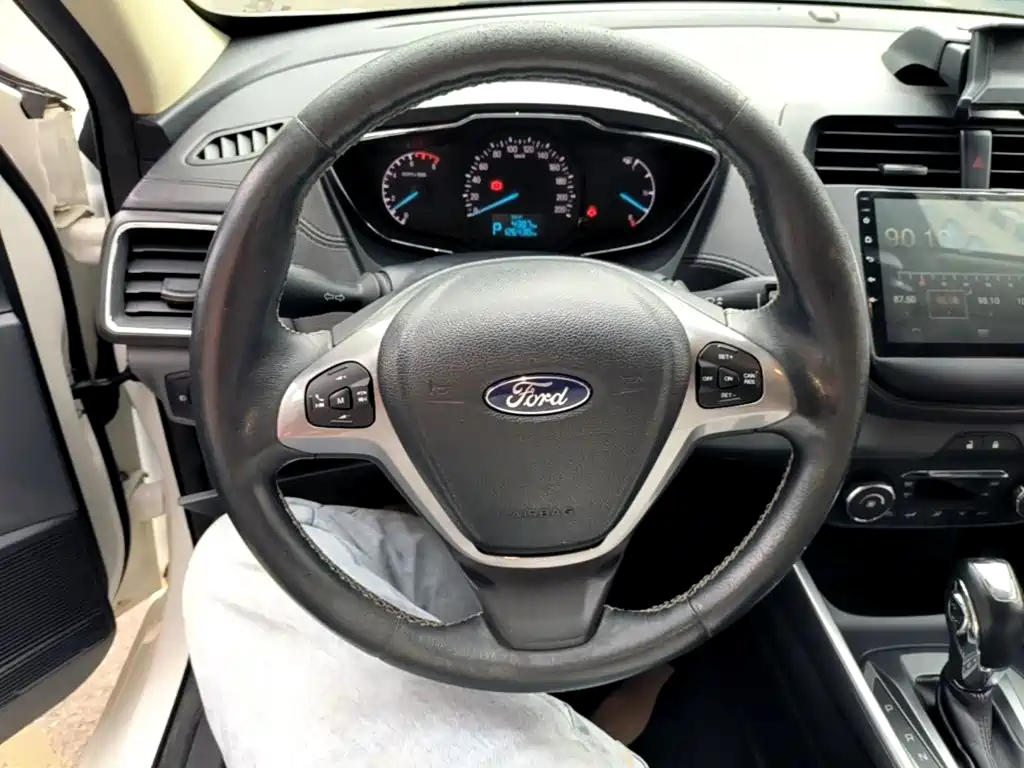 Ford Escort — миниатюра 11