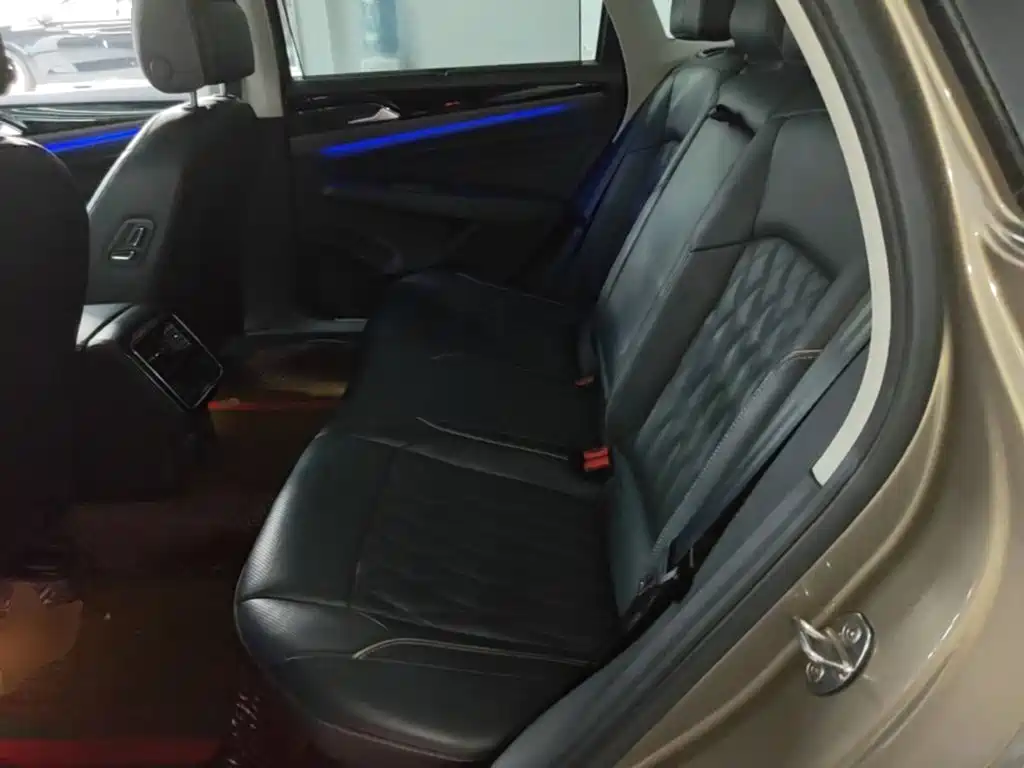 Volkswagen Passat — миниатюра 17