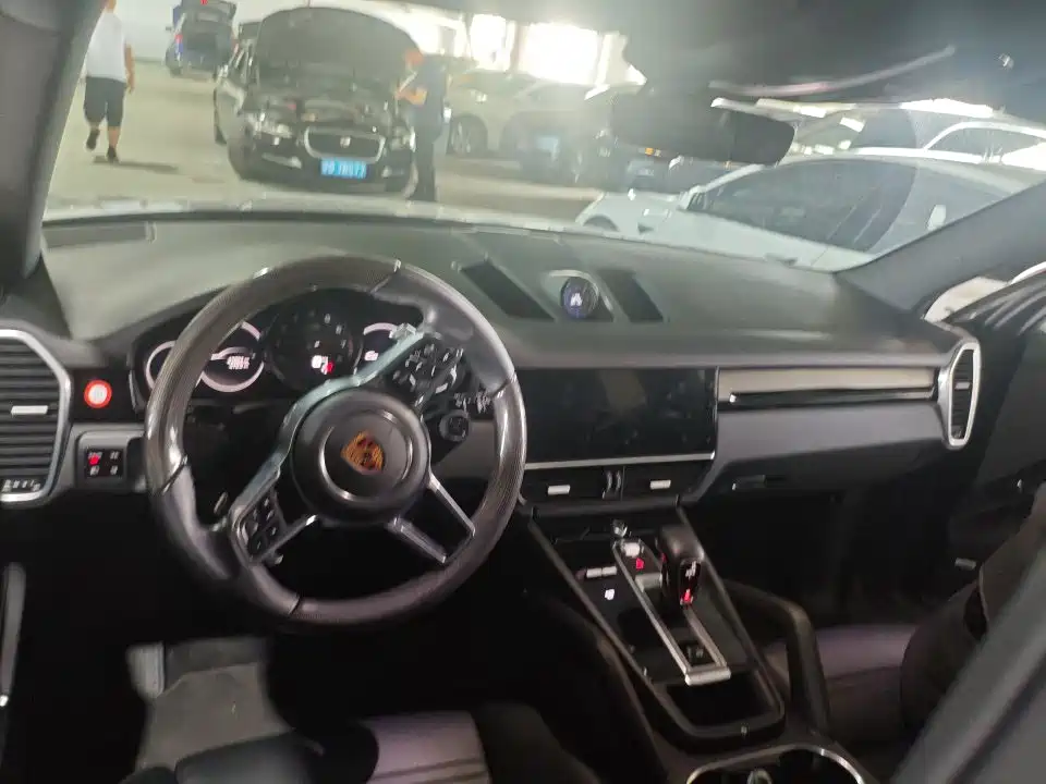 Porsche Cayenne 2019 Cayenne 3.0T