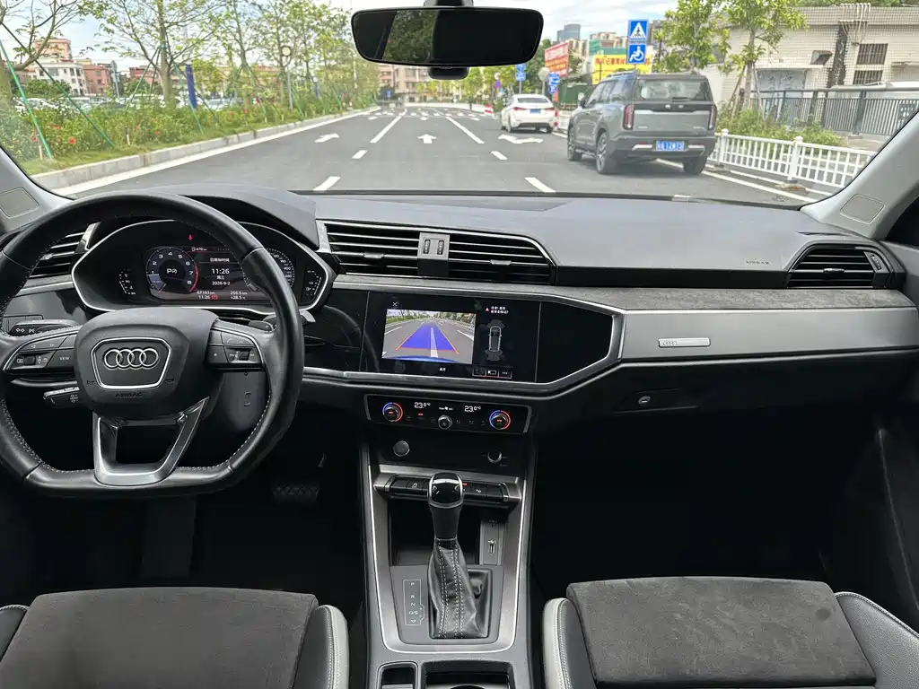 Audi Q3 — миниатюра 9