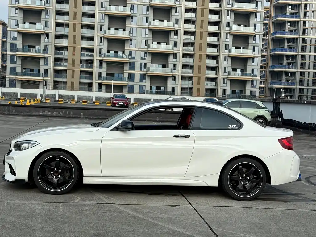 BMW 2 Series (Import) — миниатюра 16