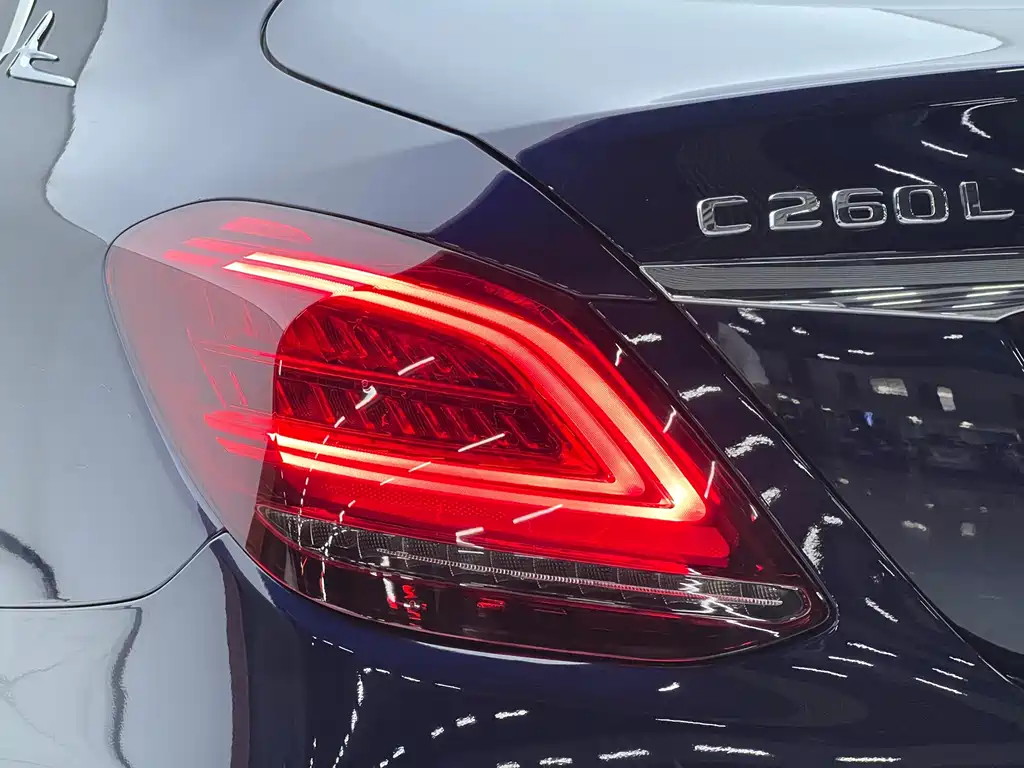 Mercedes-Benz C-Class — миниатюра 23