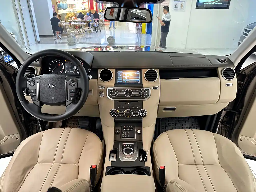 Land Rover Discovery — миниатюра 23