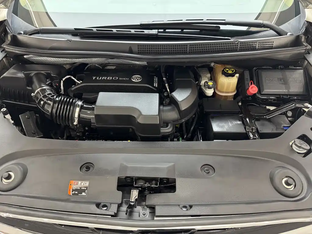 Buick GL8 2020 ES 653T Flagship