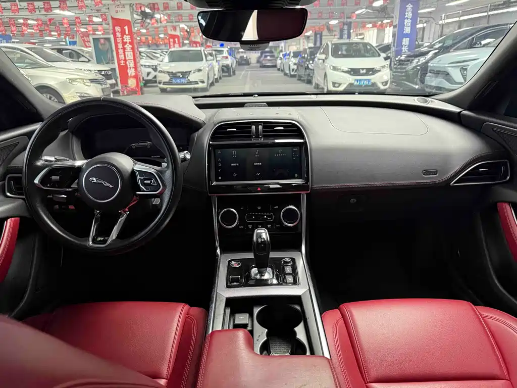 Jaguar XEL — миниатюра 7