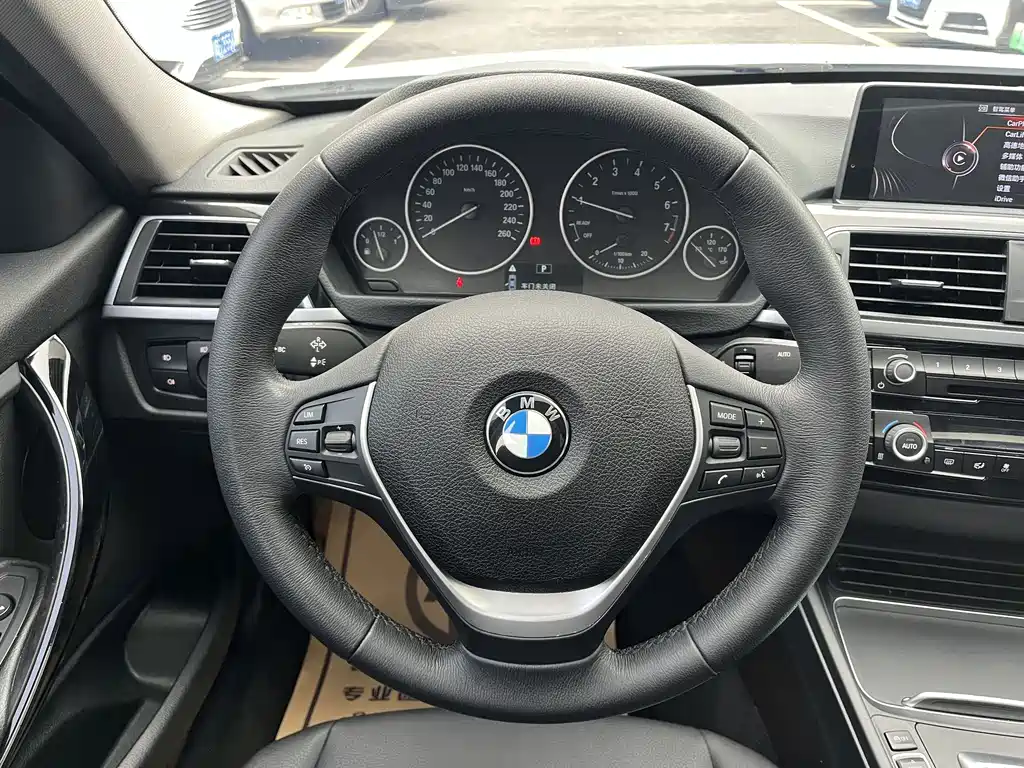 BMW 3 Series — миниатюра 9