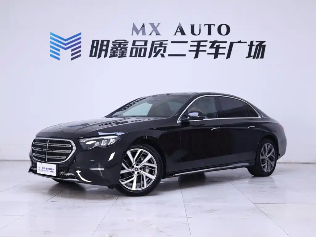 Mercedes-Benz E-Class — миниатюра 2