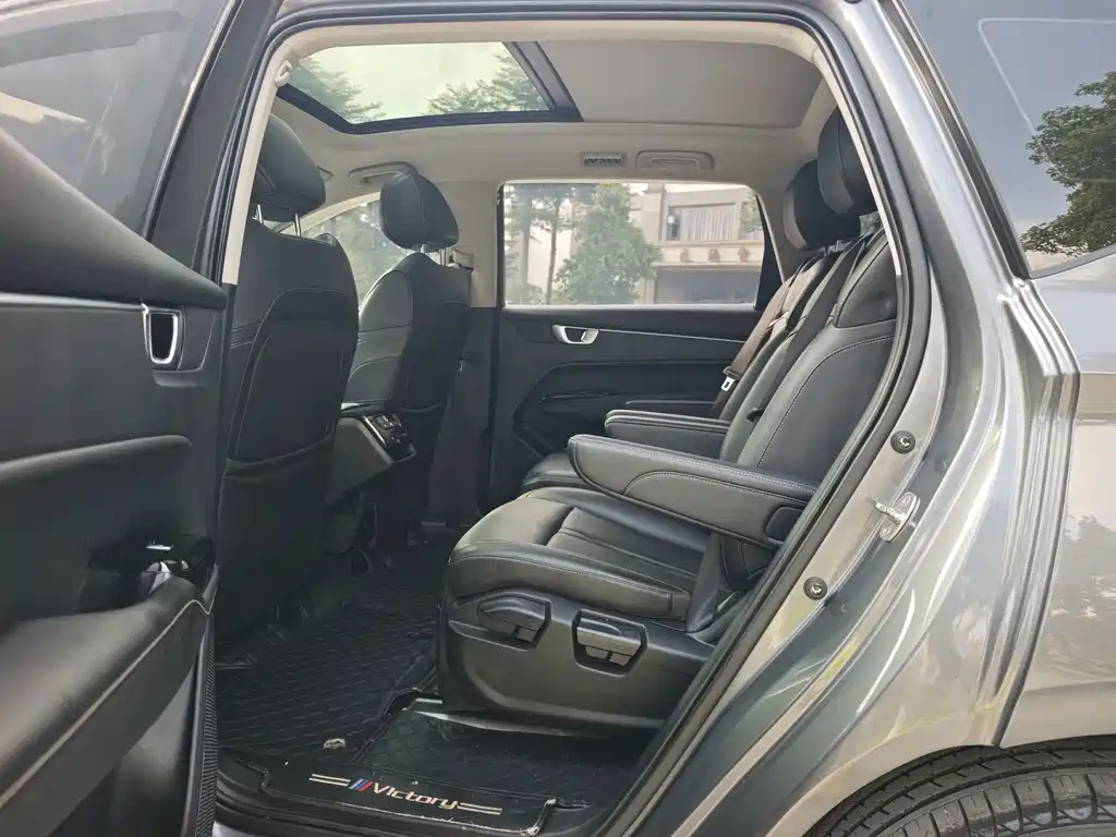 Wuling Victory — миниатюра 13