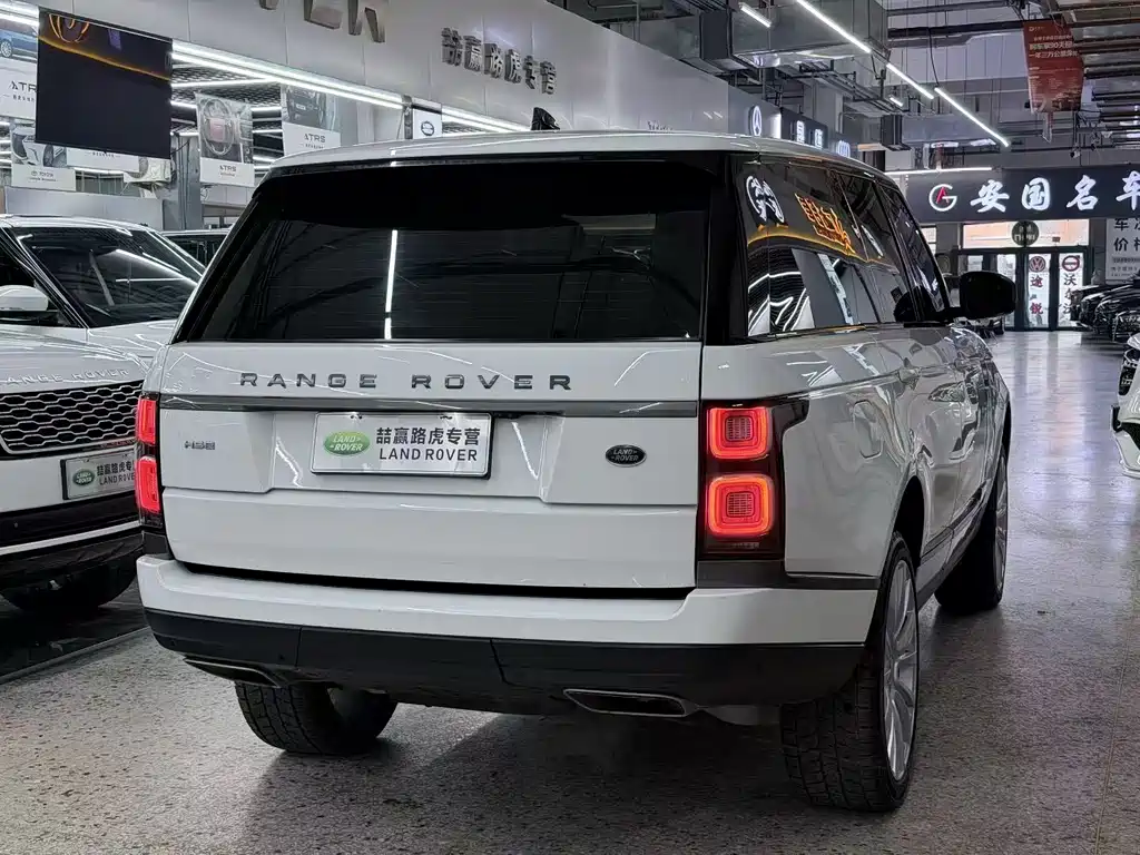 LAND ROVER RANGE ROVER