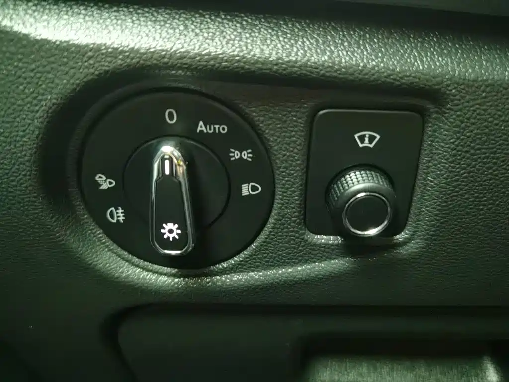 Volkswagen Passat — миниатюра 21
