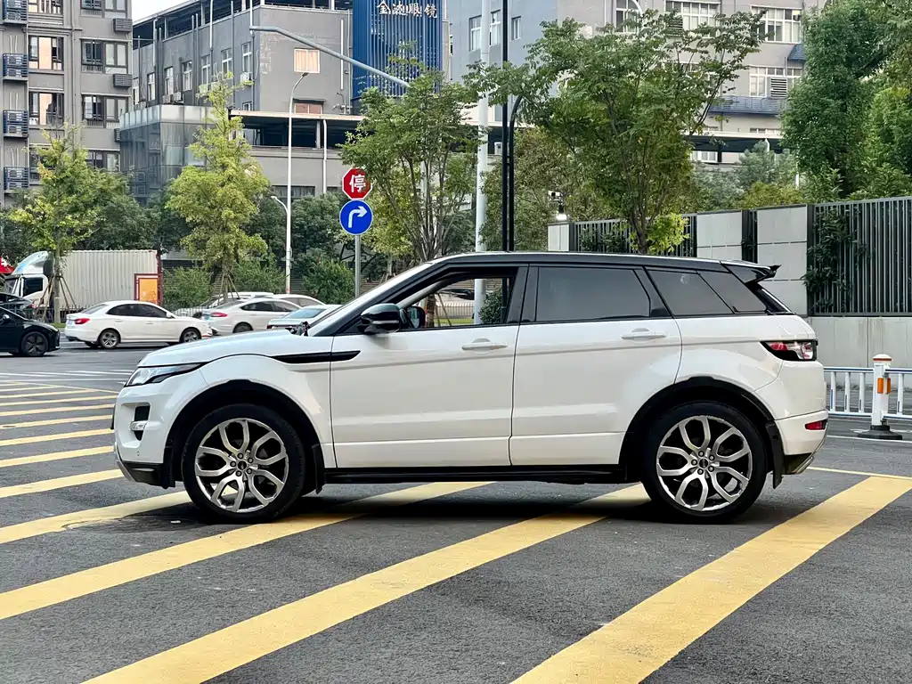 Land Rover Evoque (Import) — миниатюра 8