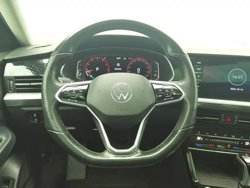 Volkswagen Passat — миниатюра 11