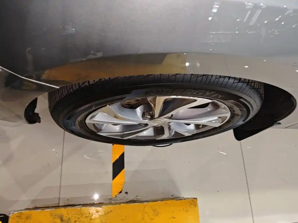 Buick Verano — миниатюра 25
