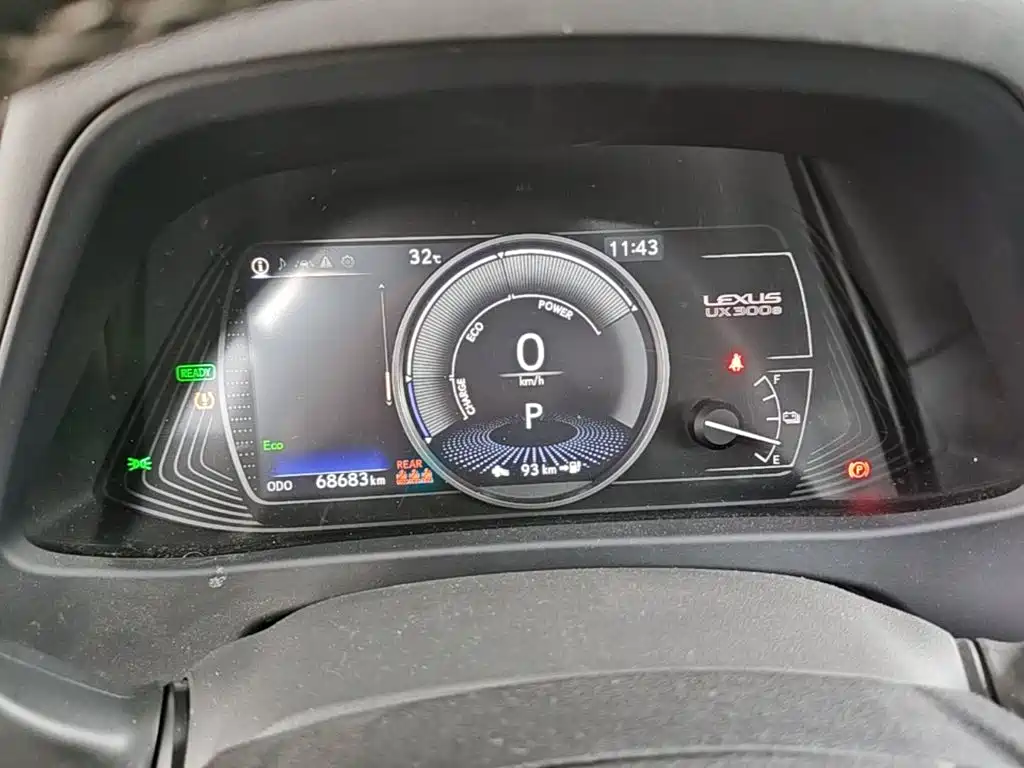 Lexus UX New Energy — миниатюра 16