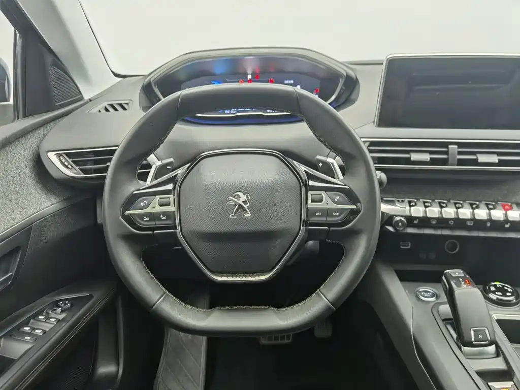 Peugeot 5008 — миниатюра 11