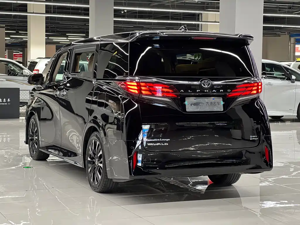 Toyota Alphard Hybrid 2.5L Premium Enjoy Edition, фото 6