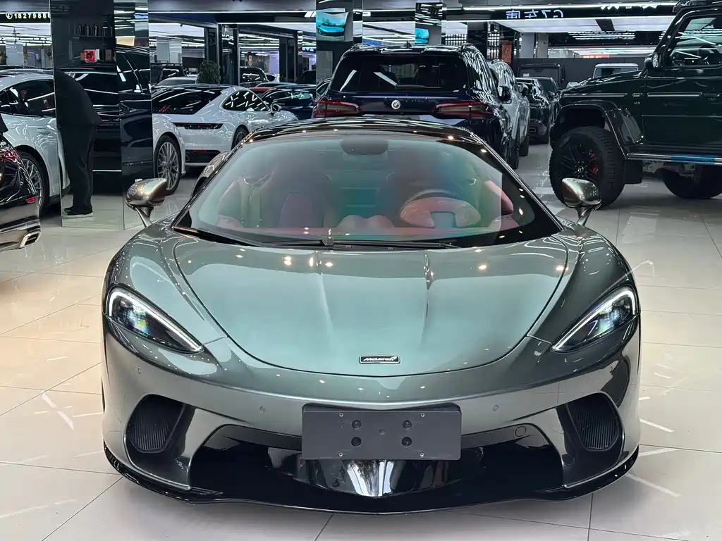 MCLAREN GT