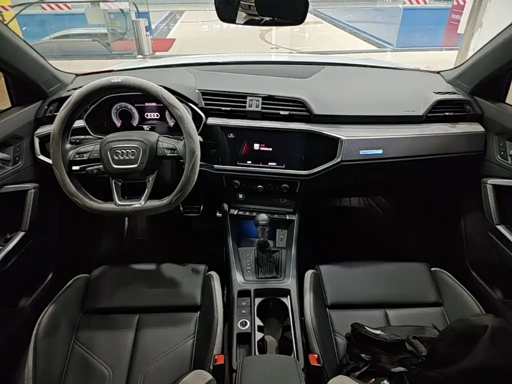 Audi Q3 — миниатюра 10