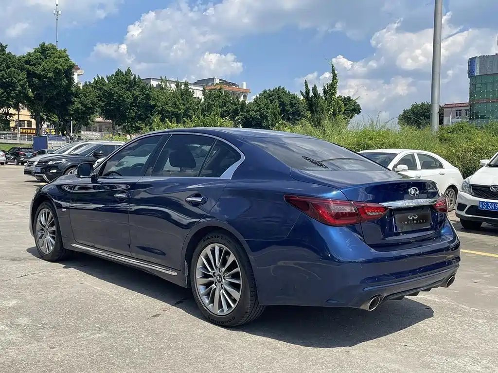 Infiniti Q50L — миниатюра 6