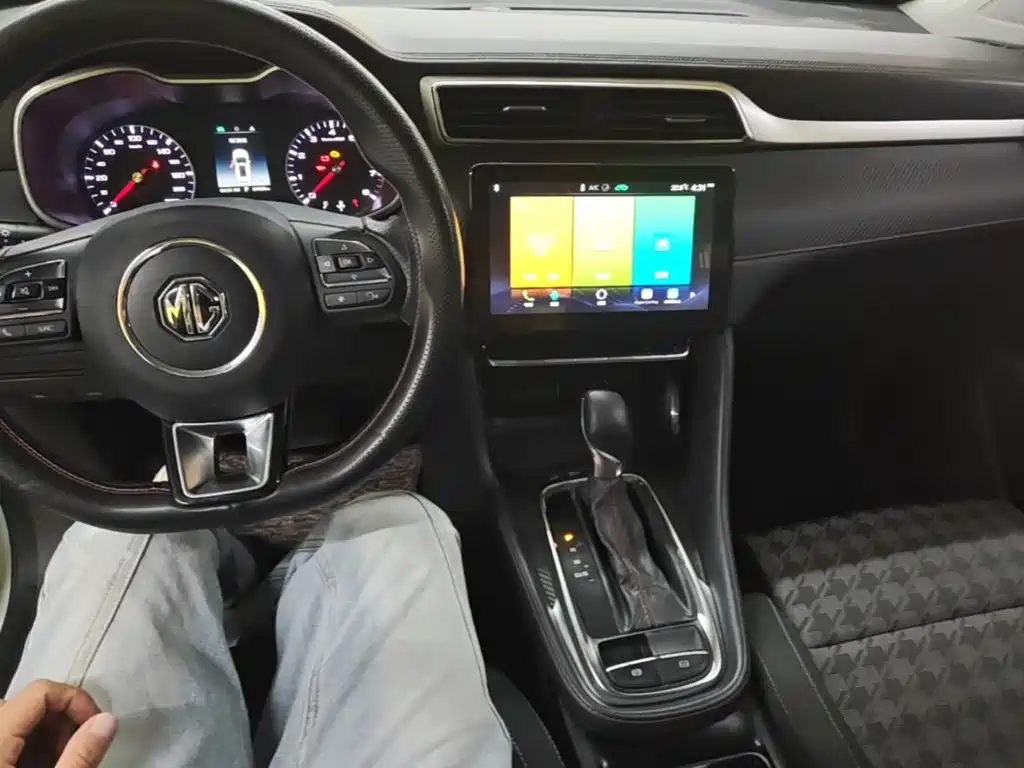 MG ZS — миниатюра 10
