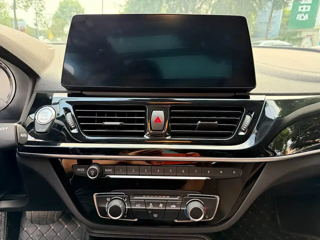 BMW 1 Series — миниатюра 10