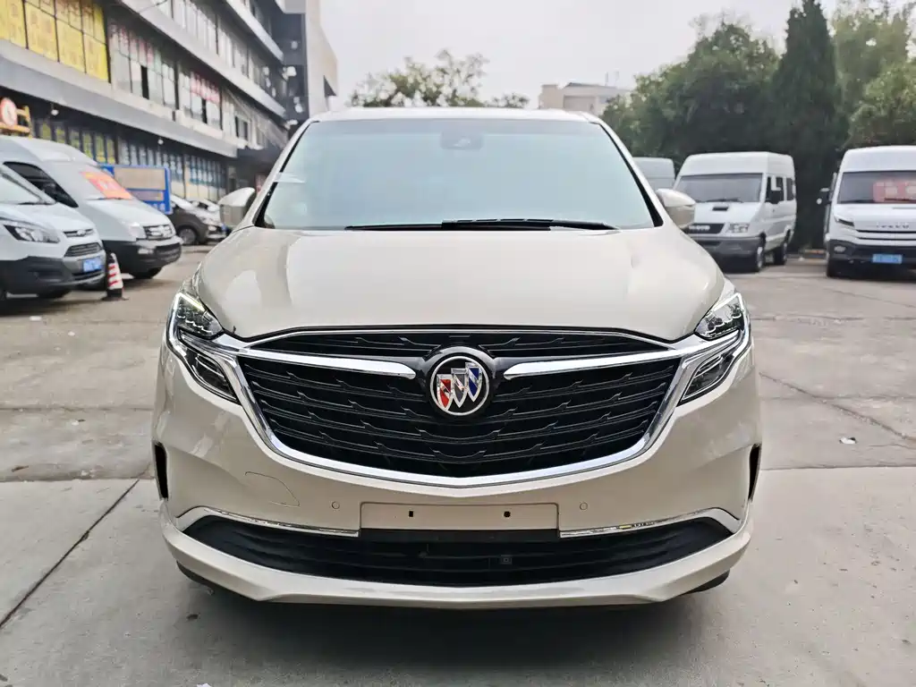 Buick GL8 — миниатюра 2