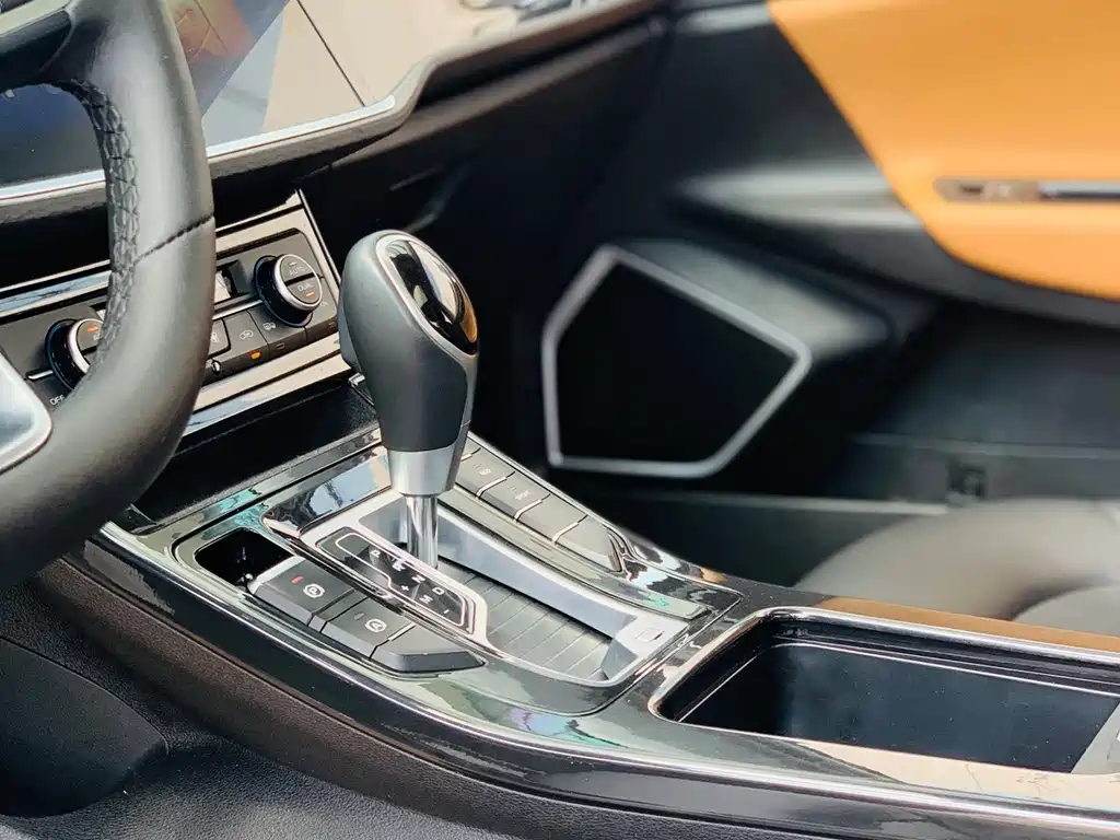 Geely Emgrand GL — миниатюра 13